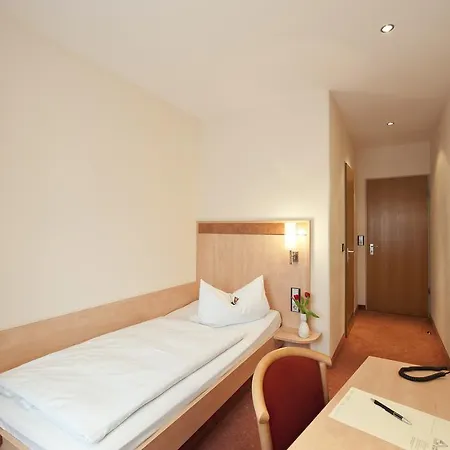 Garni Schumacher Hotel 2*