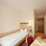 Garni Schumacher Hotel 2*