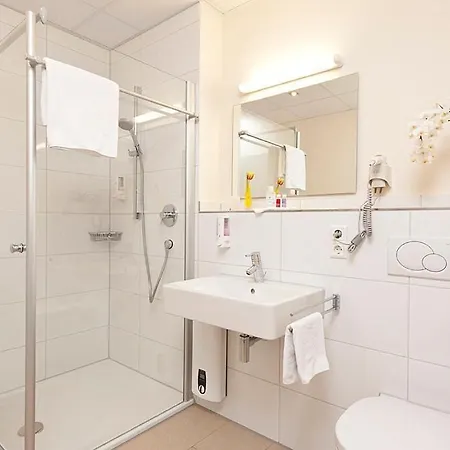 Garni Schumacher Hotell