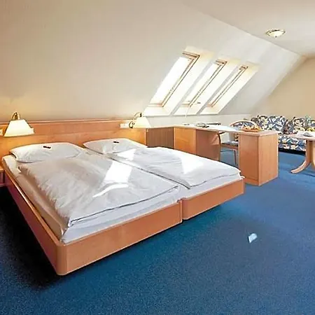 Garni Schumacher Hotell 2*