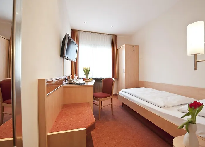 Hotel Garni Schumacher 2*